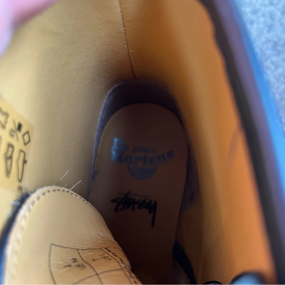 Dr. Martens x Stussy 1460 Leopard 8-Eyelet Boot - Picture 7 of 9